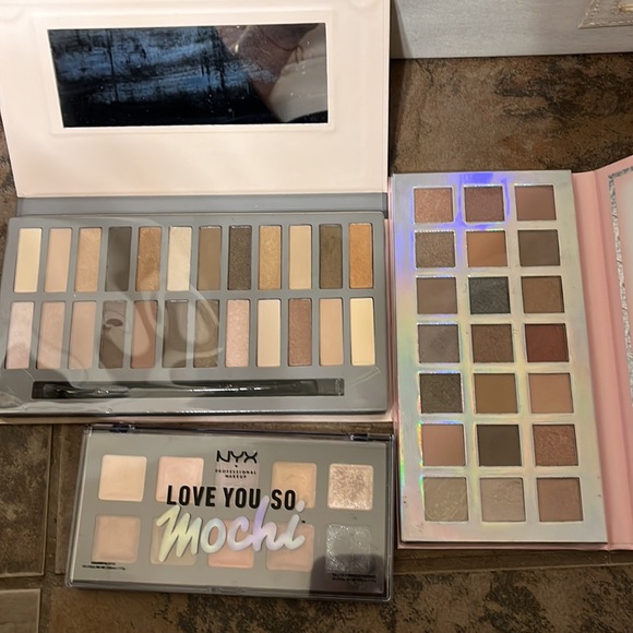 Eye shadow bundle - Picture 2 of 2
